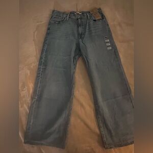 Levi’s high waisted straight size 32x29 NEW with tags Levi’s!